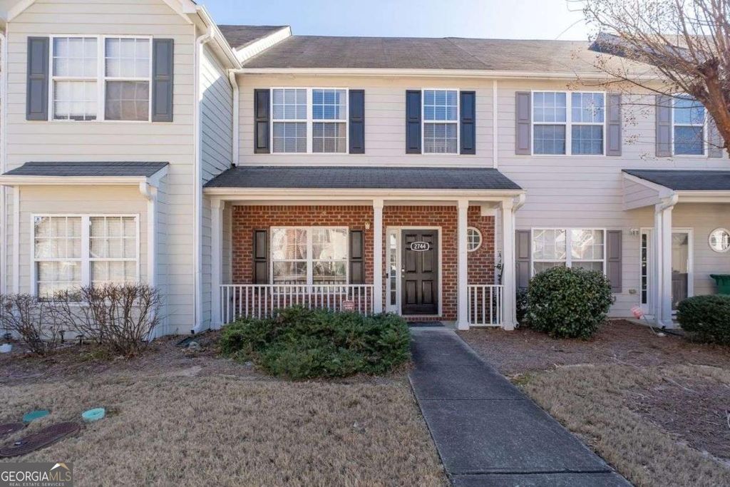 Photo of 2744 Snapfinger Manor, Decatur, GA 30035 (MLS # 10684838)