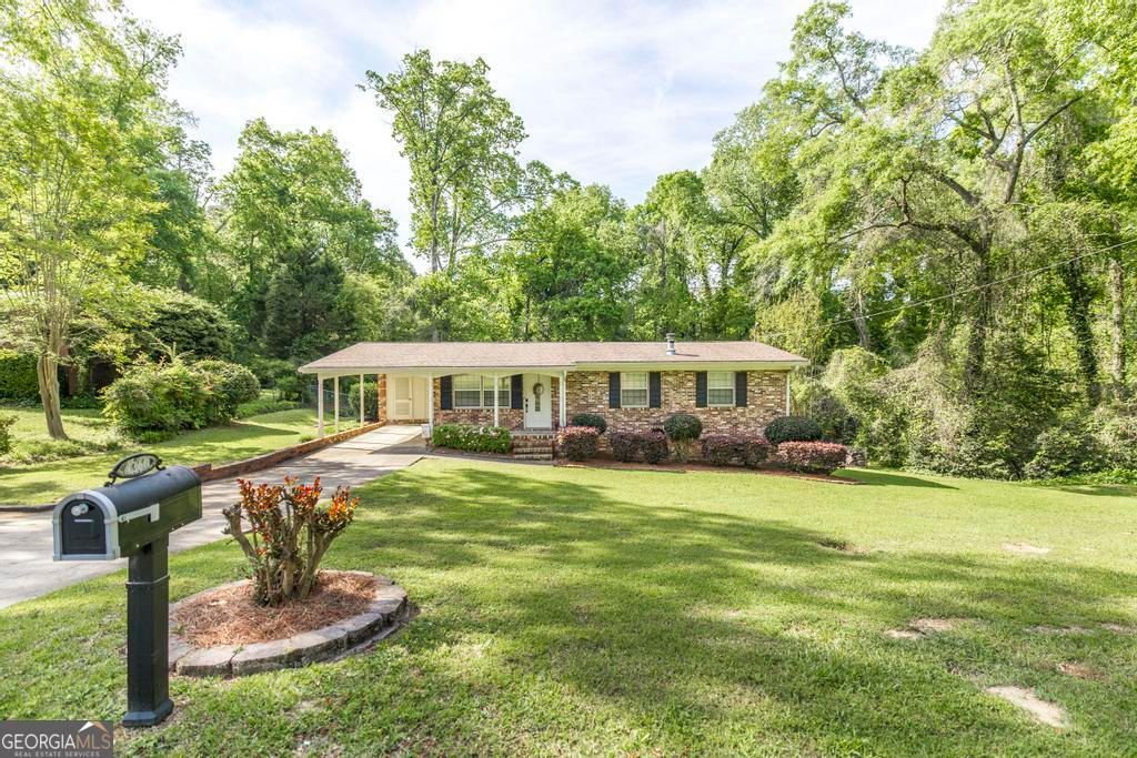 Photo of 4260 Wood Forest Place, Macon, GA 31210 (MLS # 10733713)