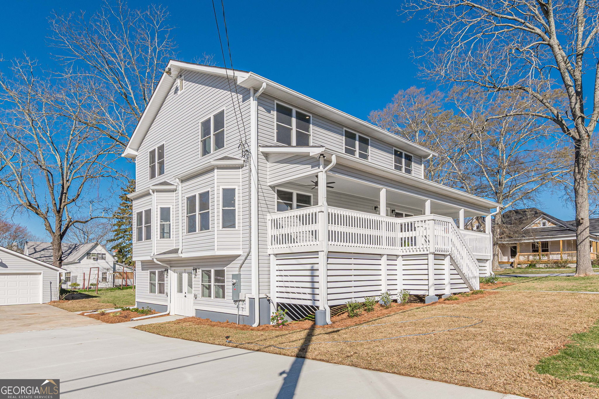201 Georgia AVE S