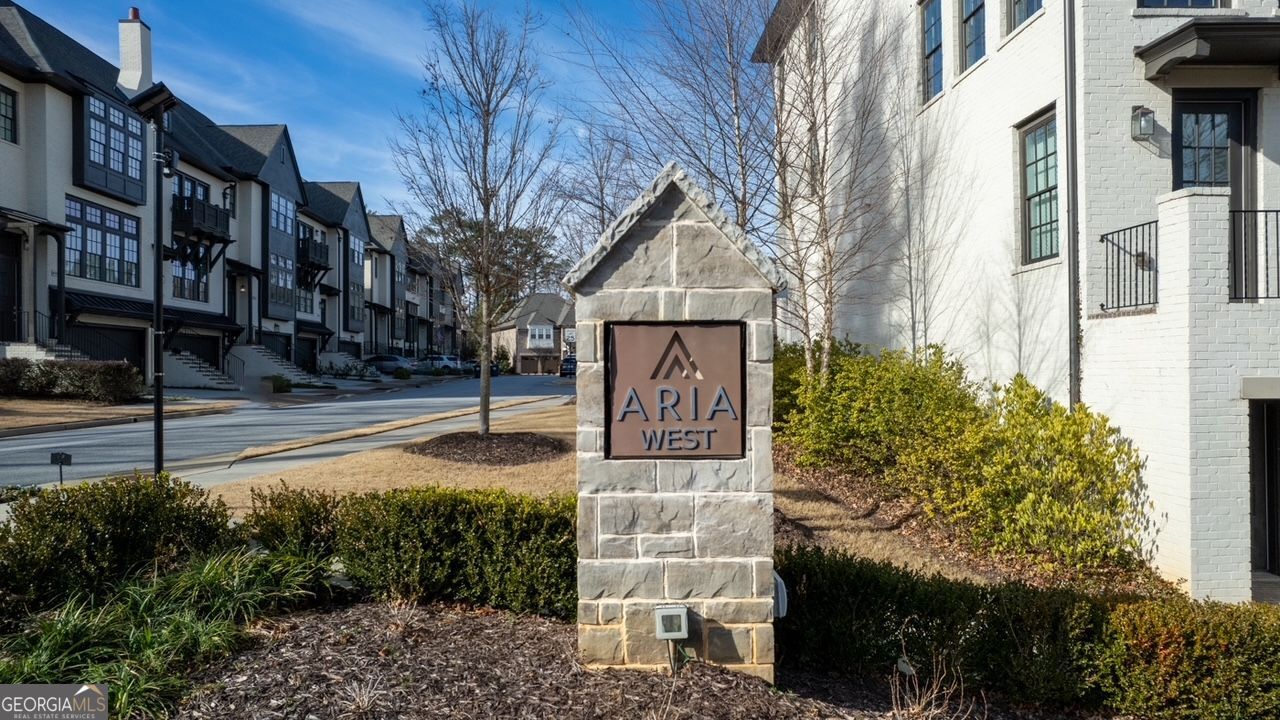 Aria West - Residential