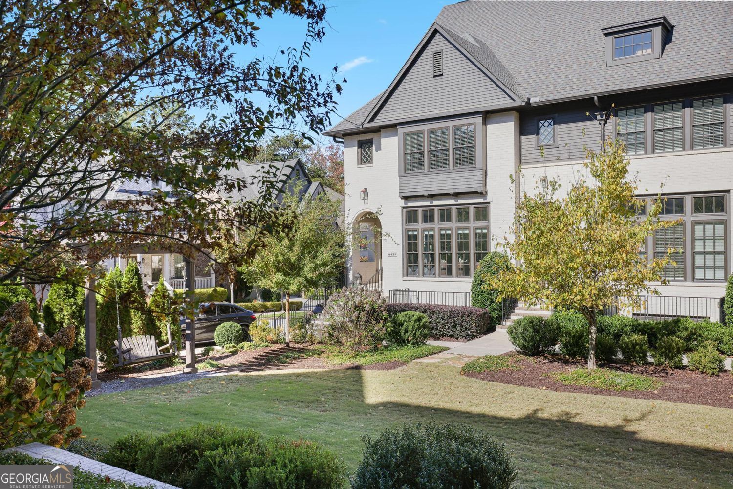 Aria West - Residential