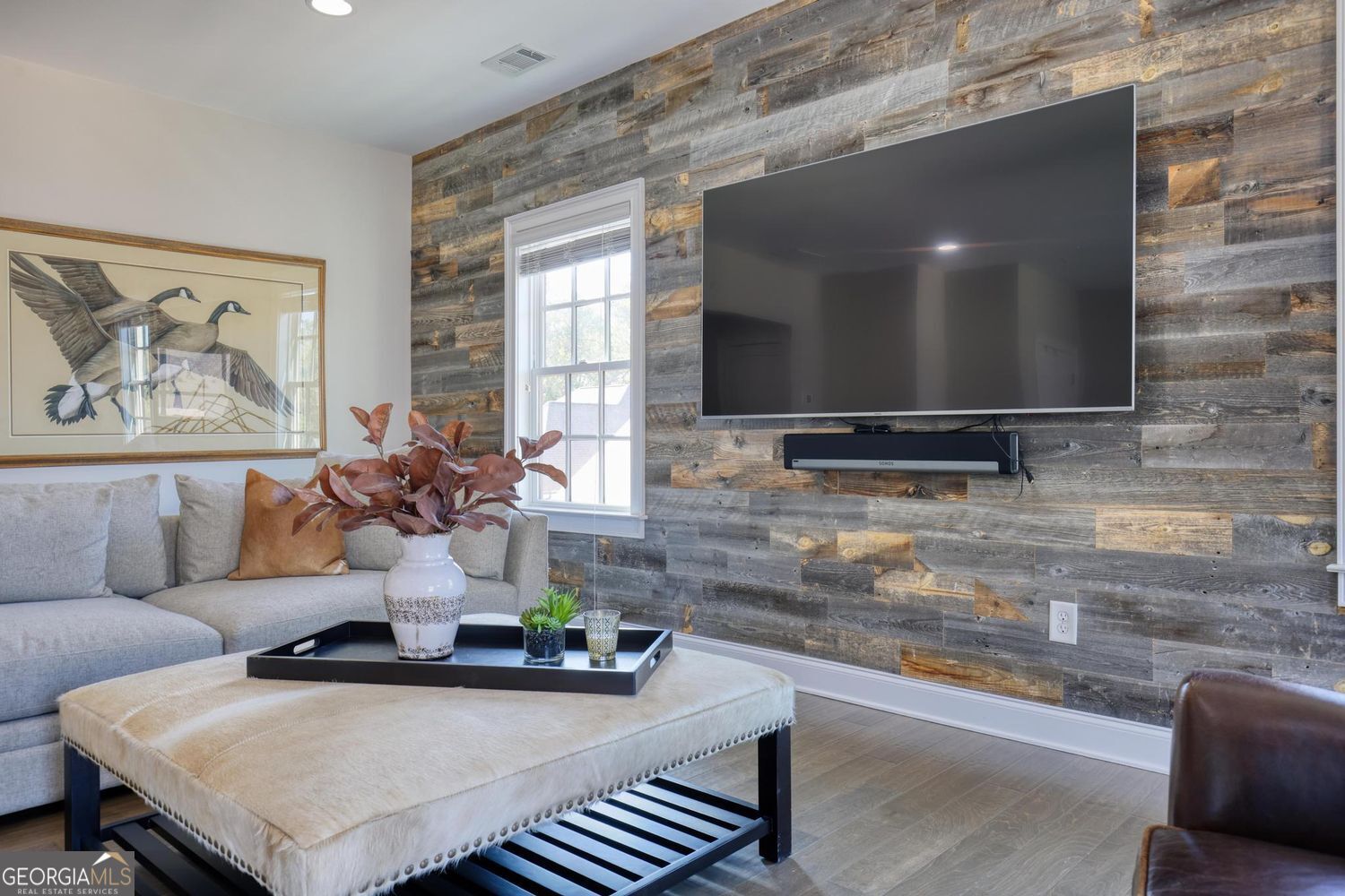 Aria West - Residential