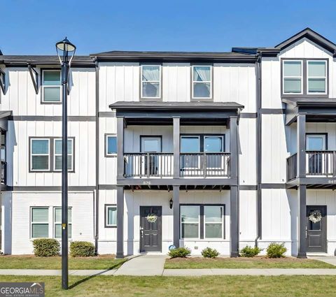 823 Mackay CRK Woodstock GA 30188