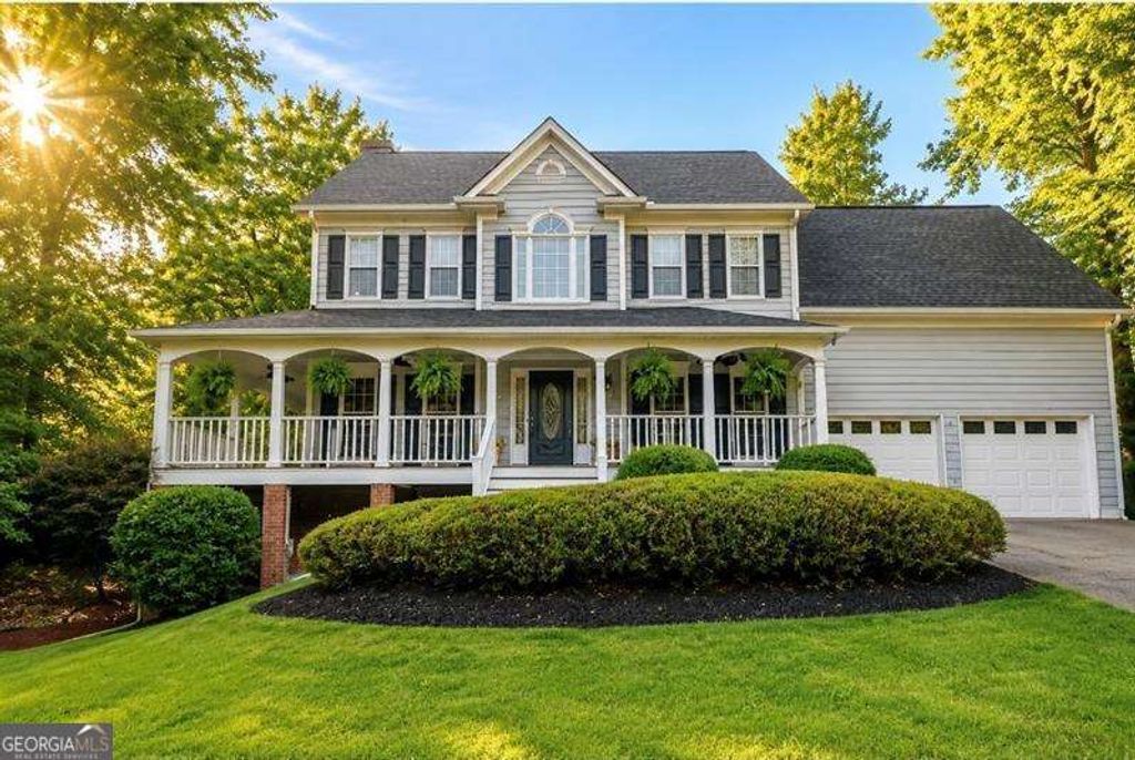 Photo of 1011 Fairway Valley Drive, Woodstock, GA 30189 (MLS # 10772310)