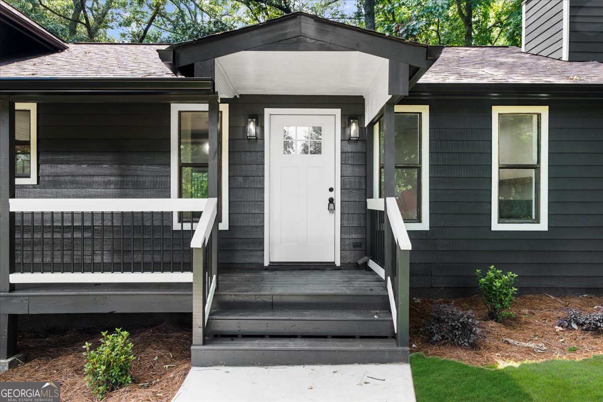 1690 Eaglecreek TRL