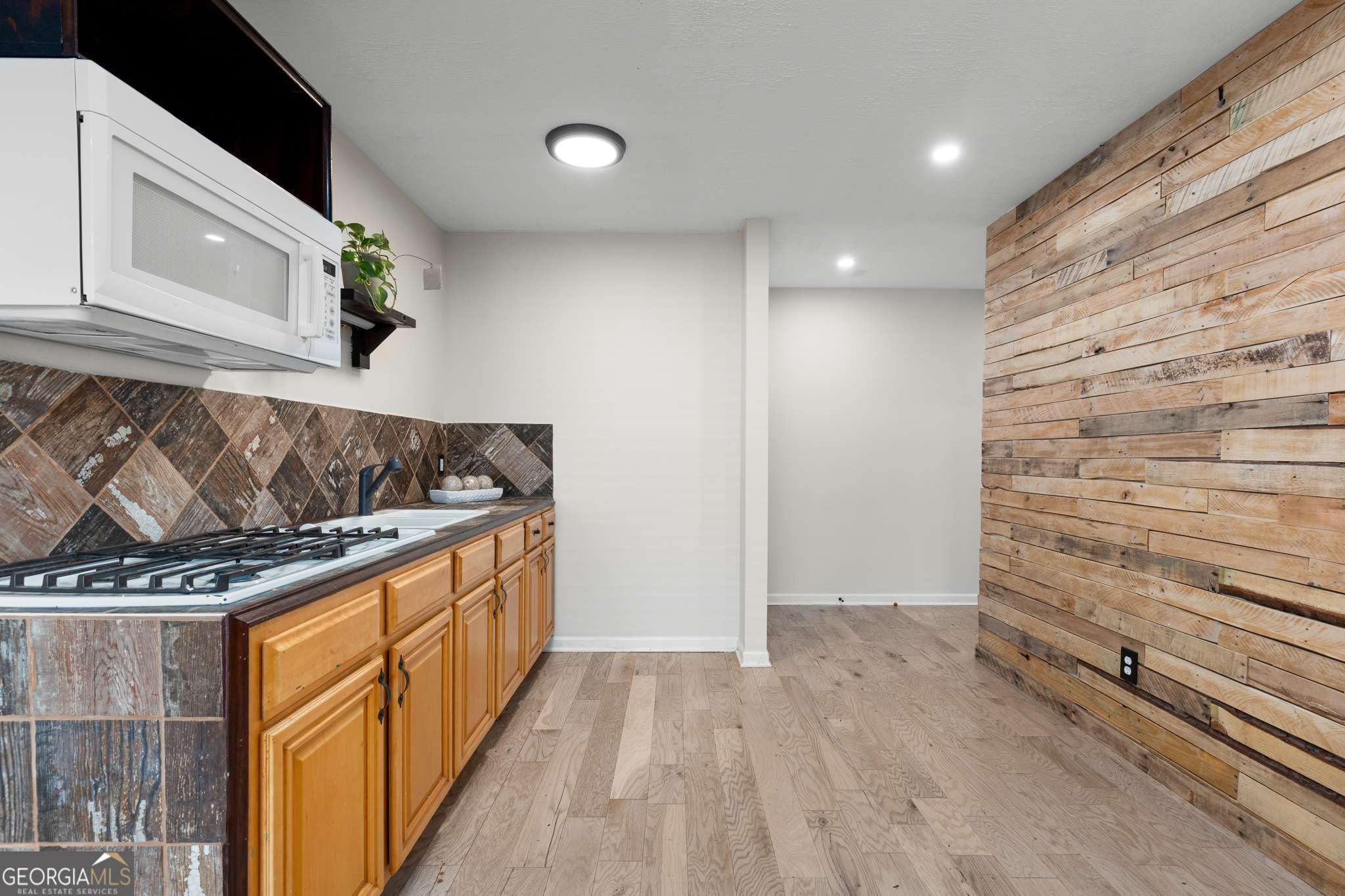 Crest Ridge - Residential