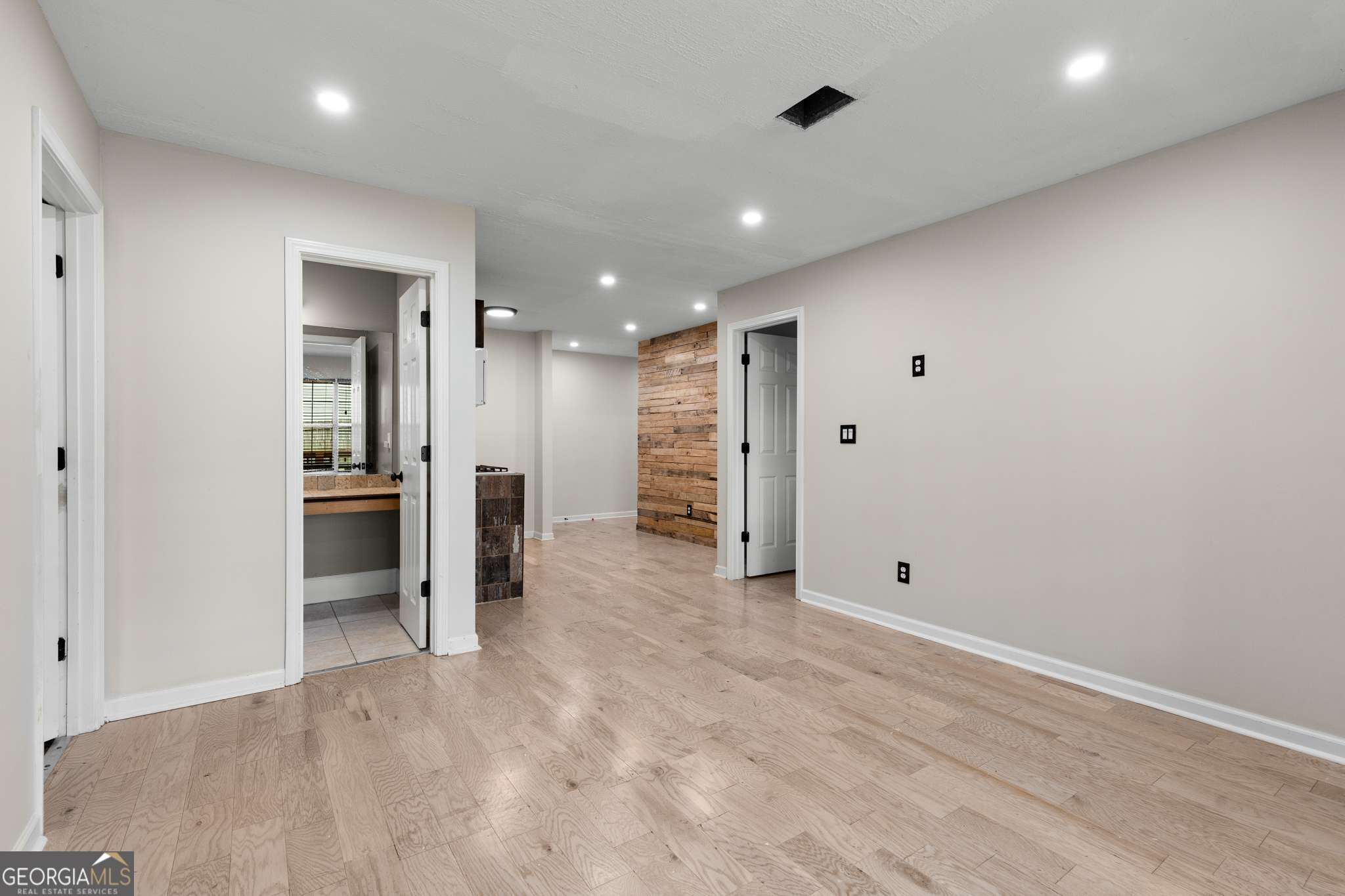 Crest Ridge - Residential