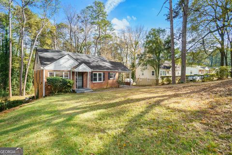 Photo of 1994 Dodson Drive SW, Atlanta, GA 30311 (MLS # 10629335)
