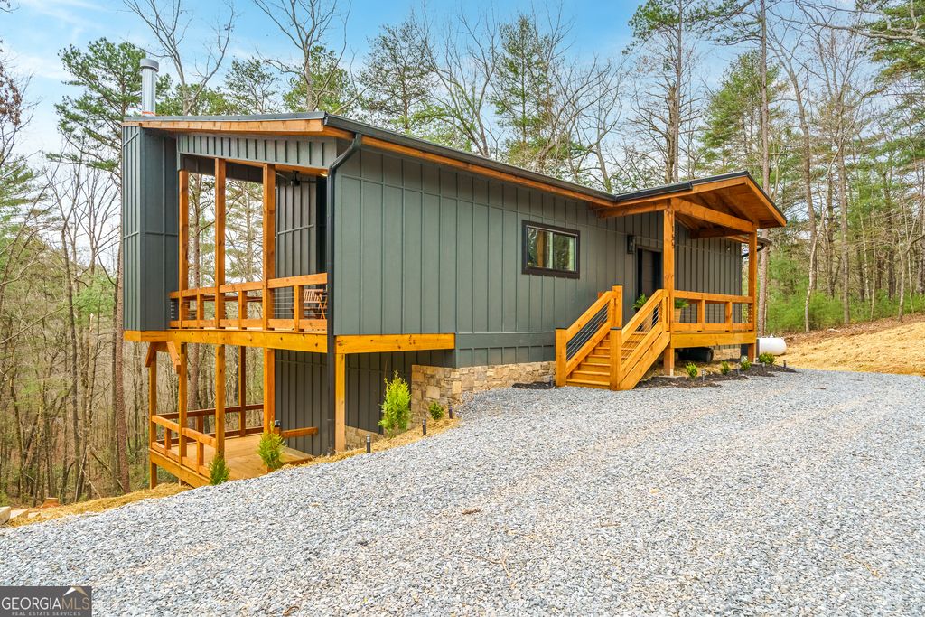 Photo of 155 Doe Run, Ellijay, GA 30540 (MLS # 10716275)