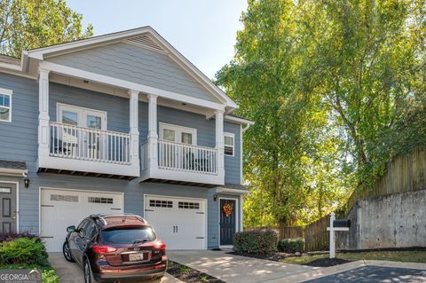 Photo of 1761 Liberty Parkway NW, Atlanta, GA 30318 (MLS # 10675369)