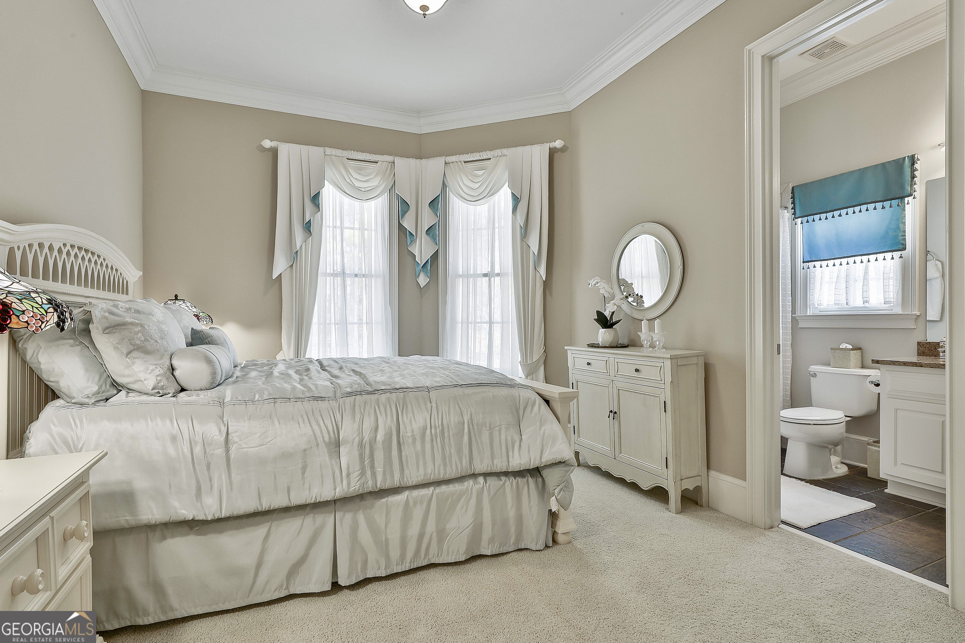 Tyrone, Georgia 30290, United States, 5 Bedrooms Bedrooms, ,7 BathroomsBathrooms,Residential,Active,86942