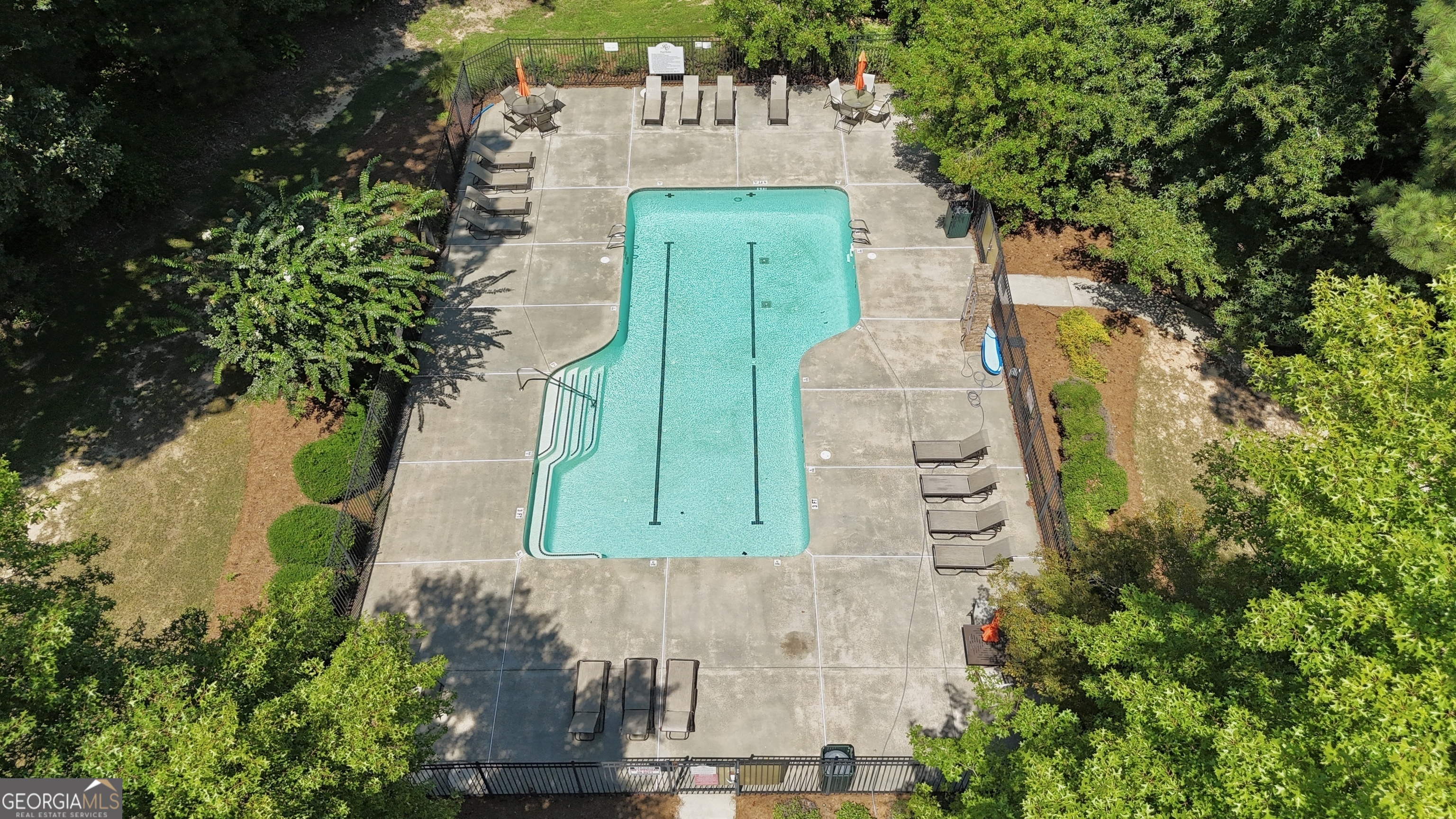 Tyrone, Georgia 30290, United States, 5 Bedrooms Bedrooms, ,7 BathroomsBathrooms,Residential,Active,86942