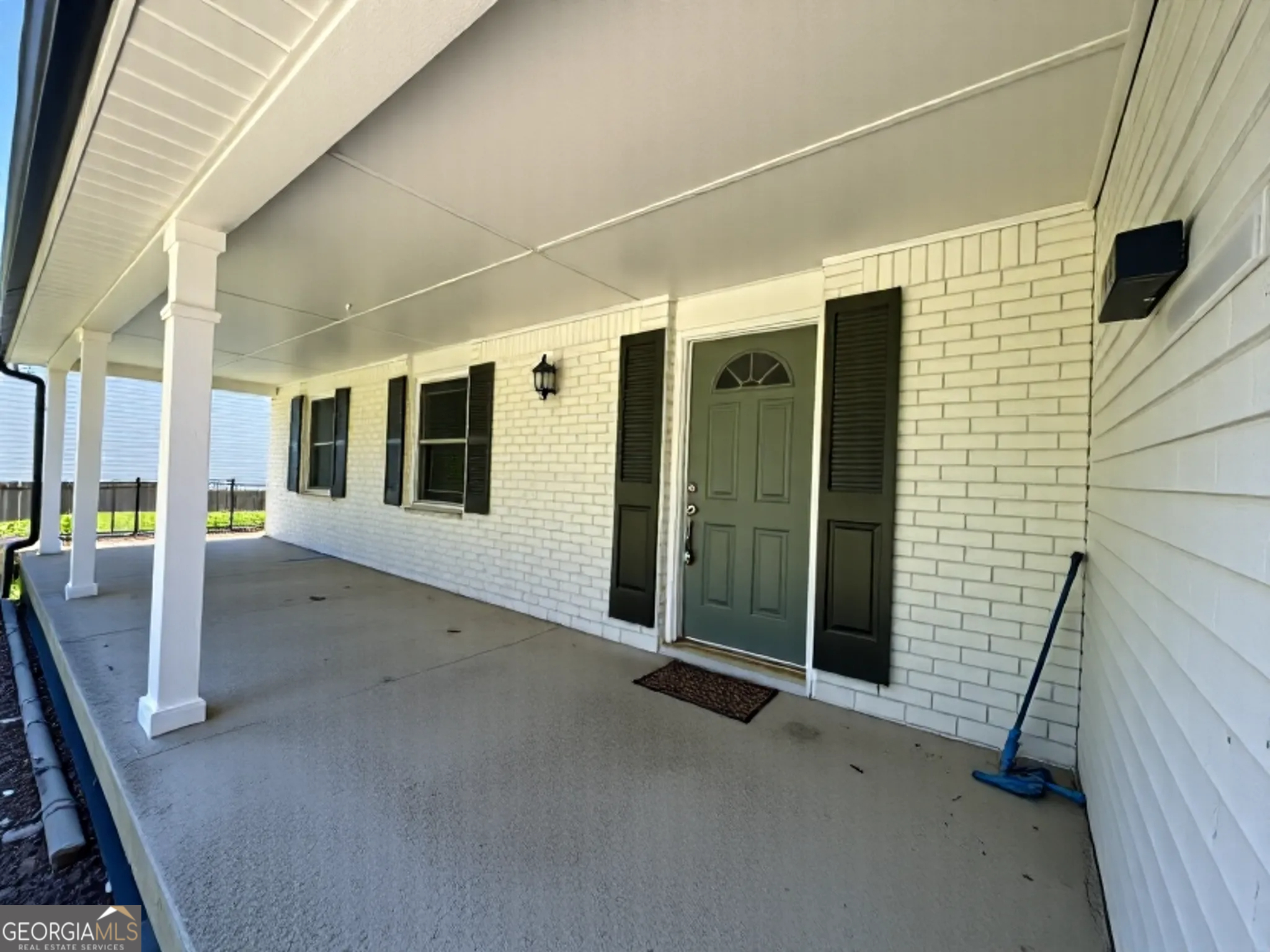 2691 Old South DR
