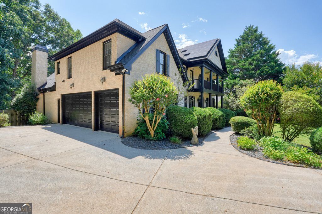 110 Ridge View DR