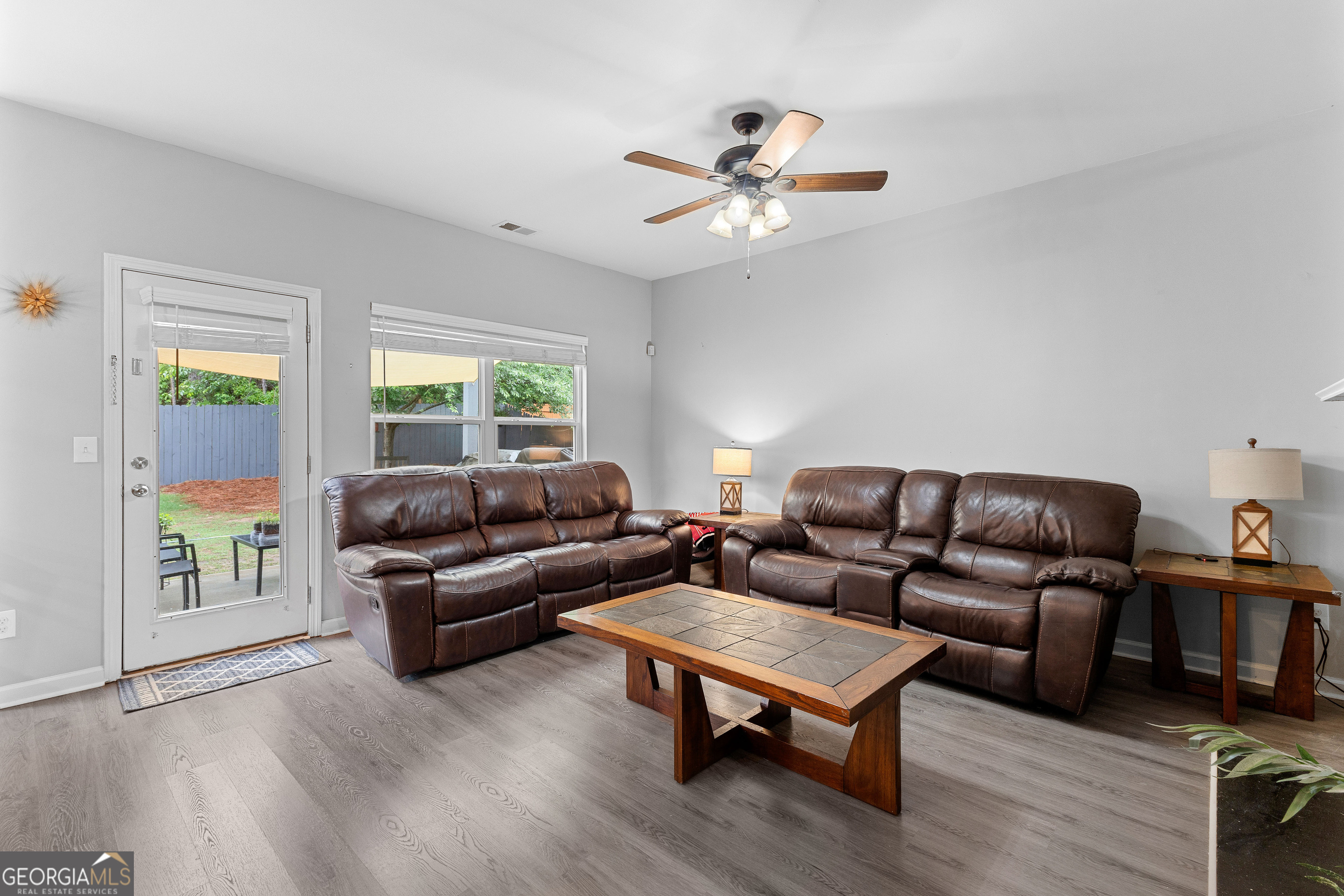 Newnan, Georgia 30263, United States, 4 Bedrooms Bedrooms, ,3 BathroomsBathrooms,Residential,Active,127286