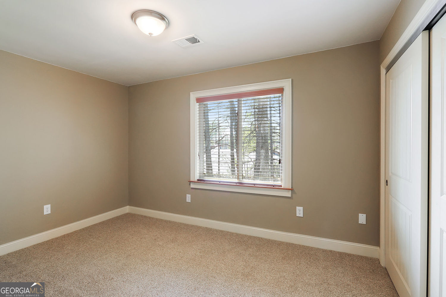 TRICKUM HEIGHTS - Residential Lease