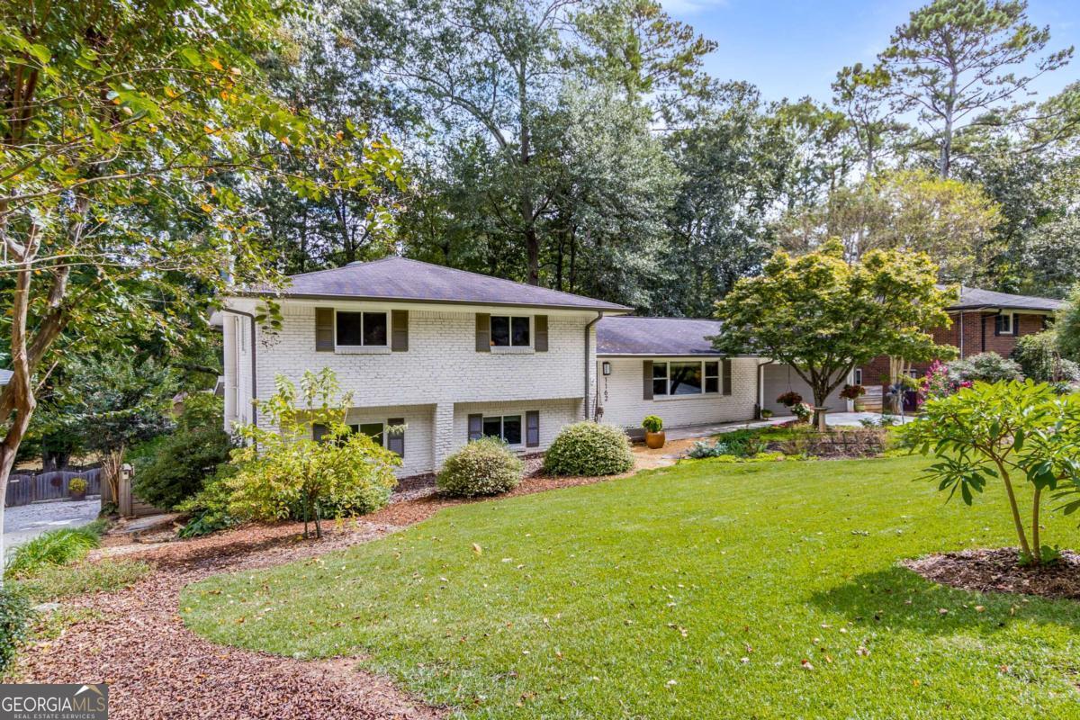 1162 Berkeley RD