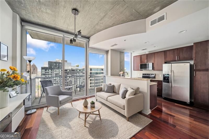 855 Peachtree ST NE 2804