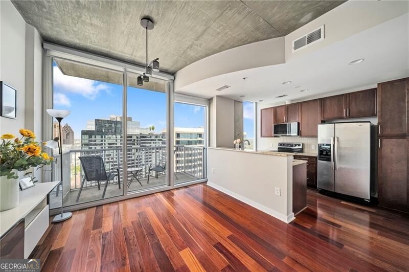 855 Peachtree ST NE 2804