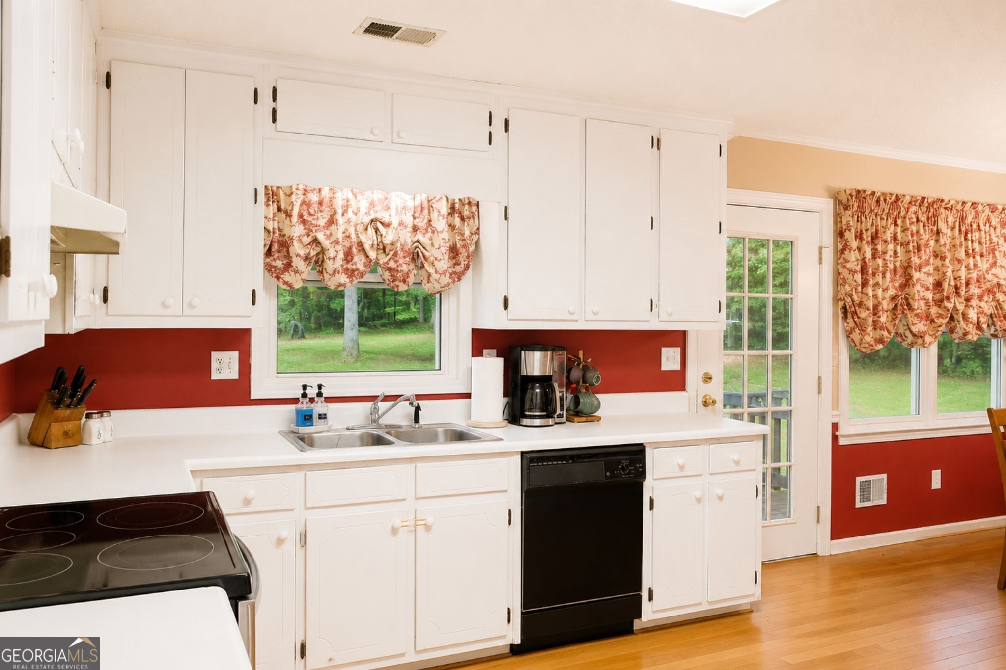 365 Riverridge TRL