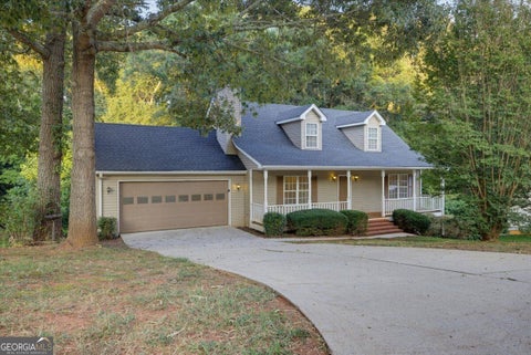 Photo of 5118 Big Spruce Trail, Gainesville, GA 30507 (MLS # 10840092)