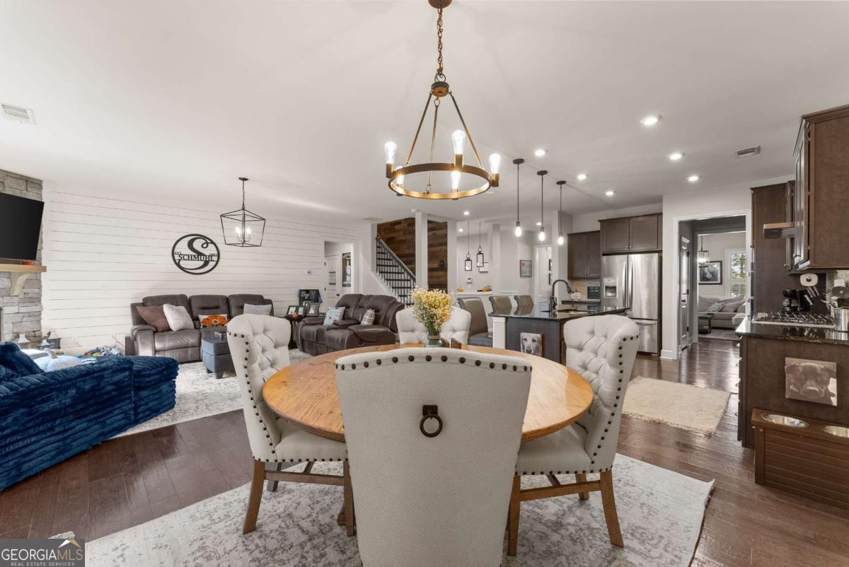Reunion - Residential