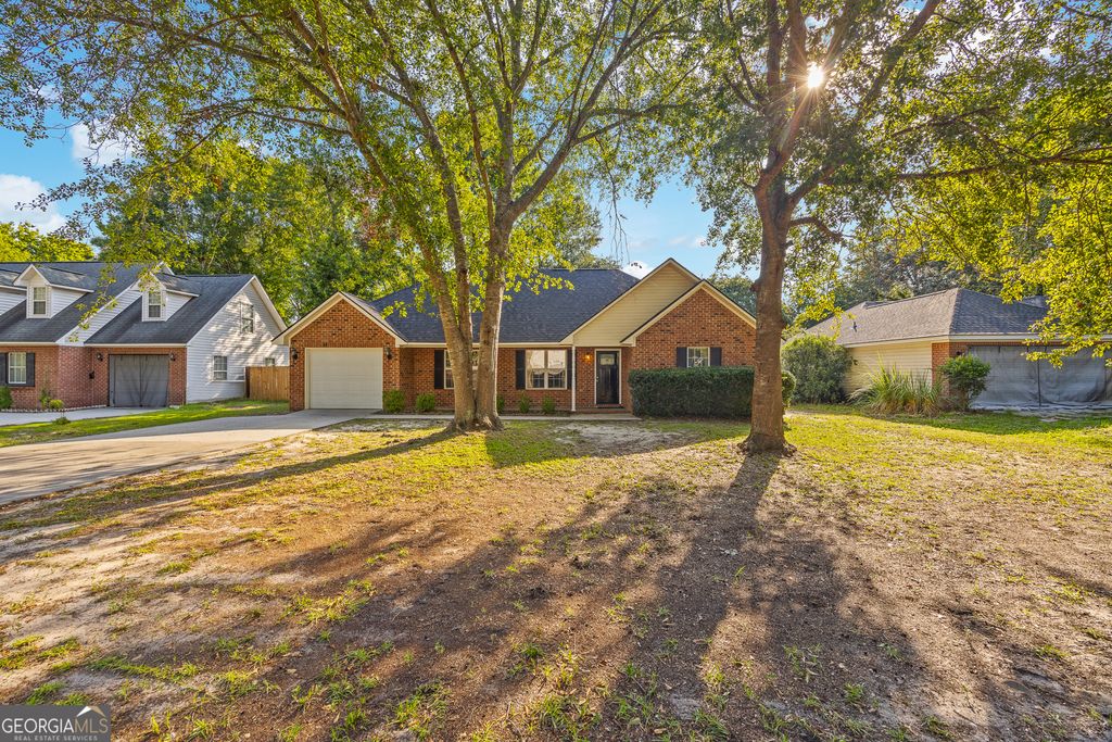 Photo of 108 Crossing Circle, Rincon, GA 31326 (MLS # 10694545)