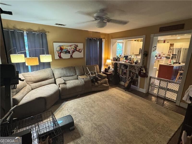 117 Cool Springs LN