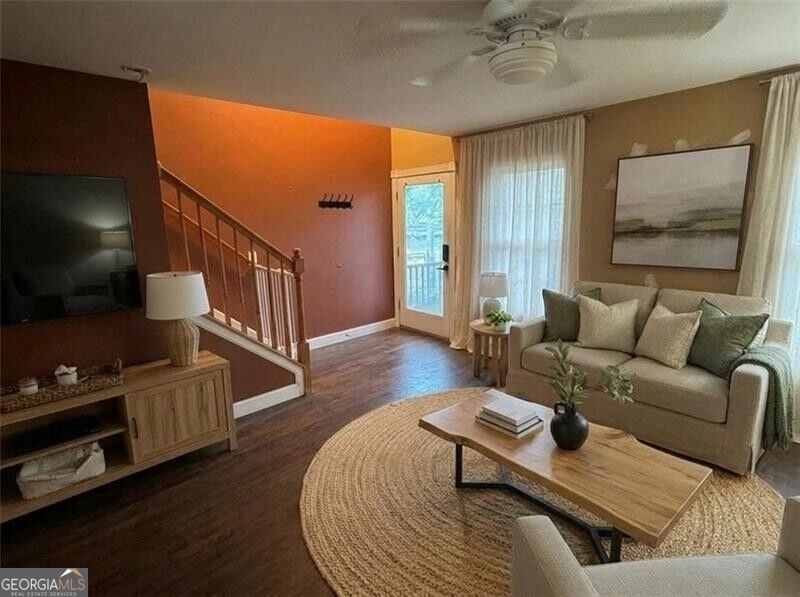 117 Cool Springs LN