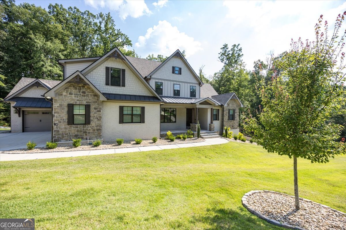 105 Fox CT