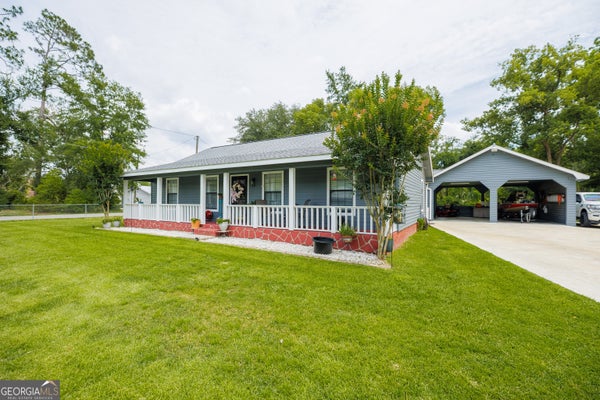 11 MORGAN ST, HOMERVILLE, GA 31634 - Image 77c732e9cfeb042c59d9c8f565b07df2/2061080368
