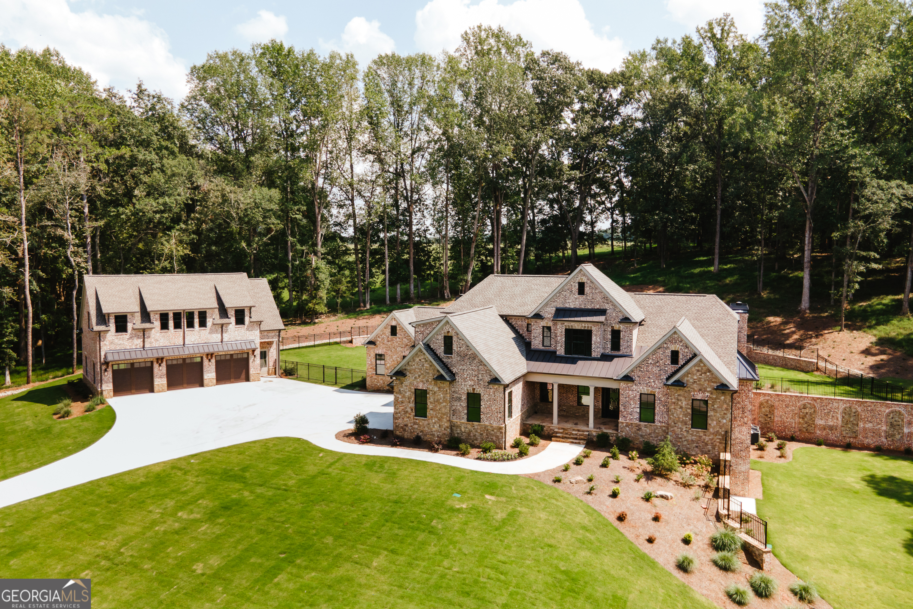 201 Westminster DR
