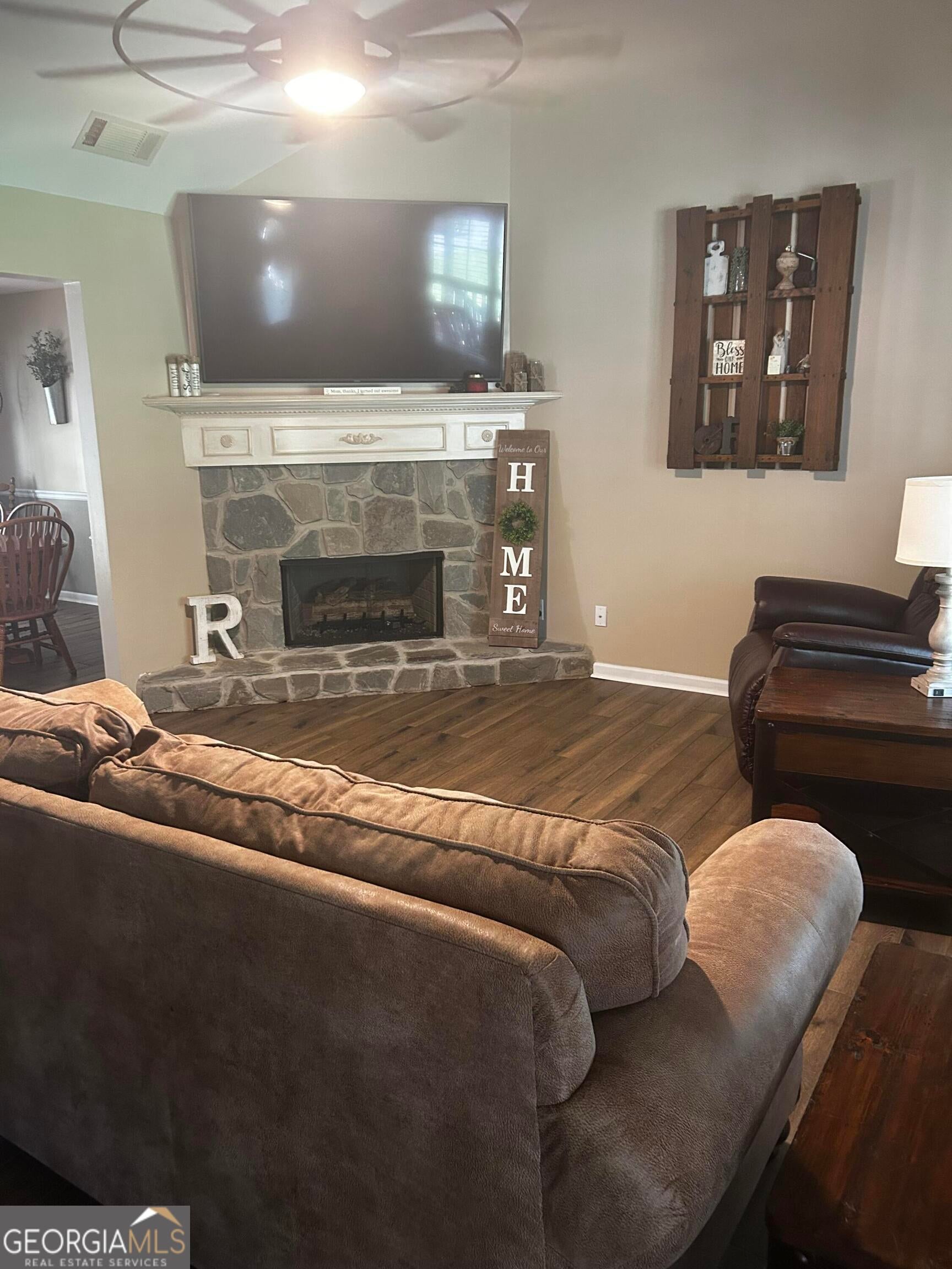 215 Iron Hill RD