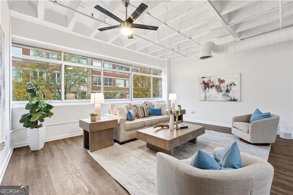 Photo of 805 Peachtree Street NE #415, Atlanta, GA 30308 (MLS # 10679266)