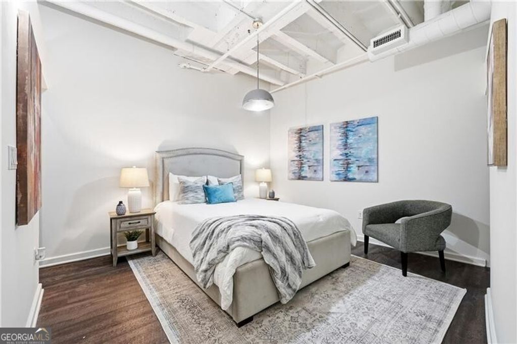 Photo of 805 Peachtree Street NE #415, Atlanta, GA 30308 (MLS # 10679266)