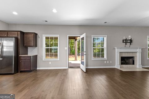 A home in Newnan