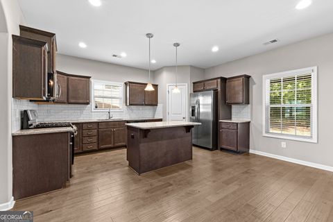 A home in Newnan