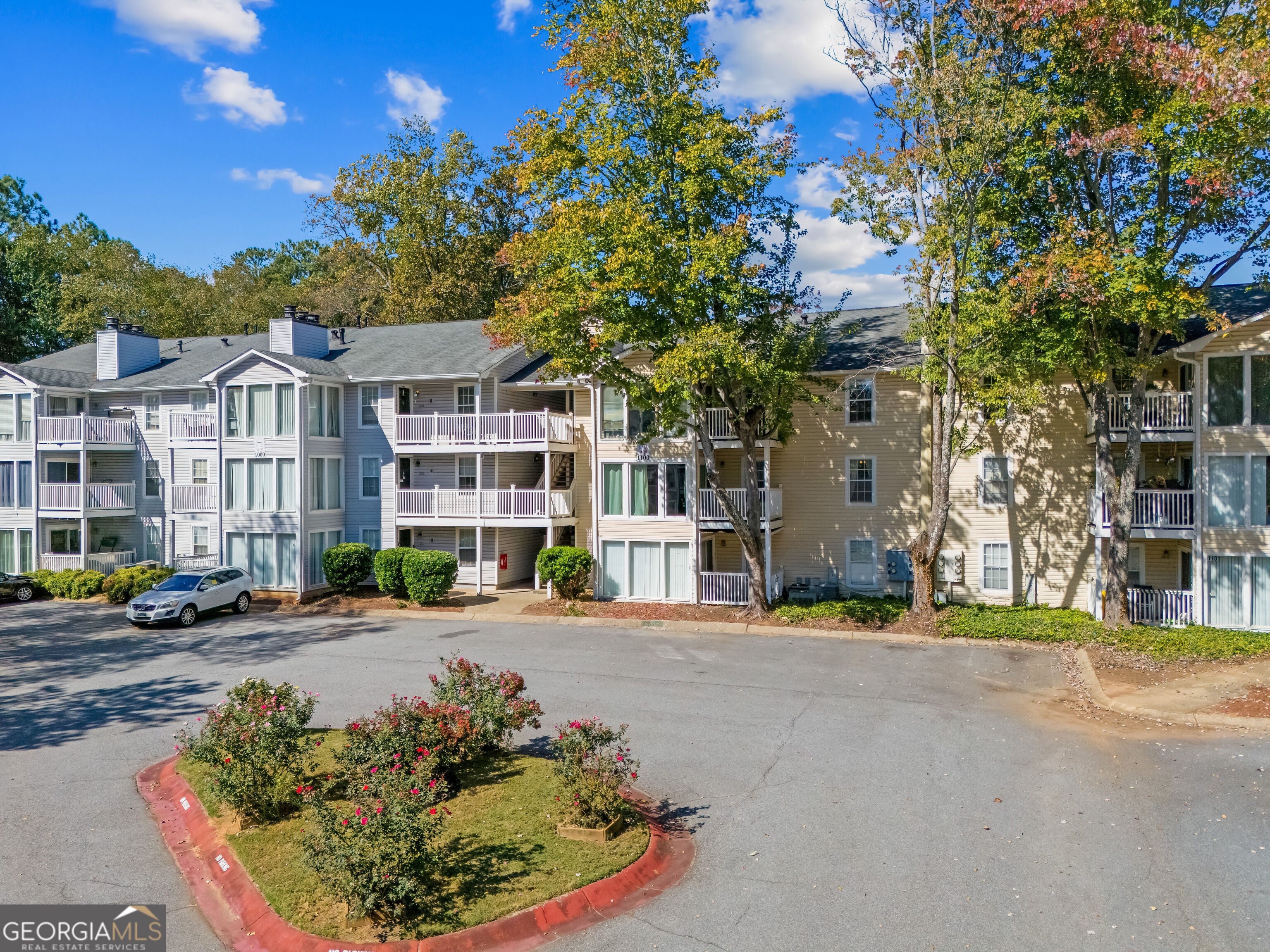 1403 Augusta DR SE