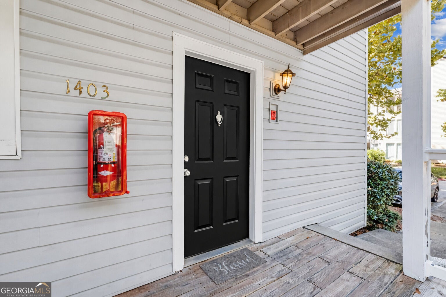 1403 Augusta DR SE