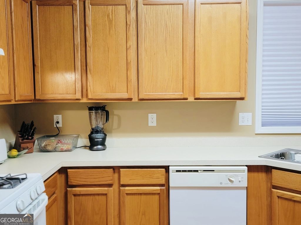 Photo of 6904 Silver Bend Place, Austell, GA 30168 (MLS # 10664616)