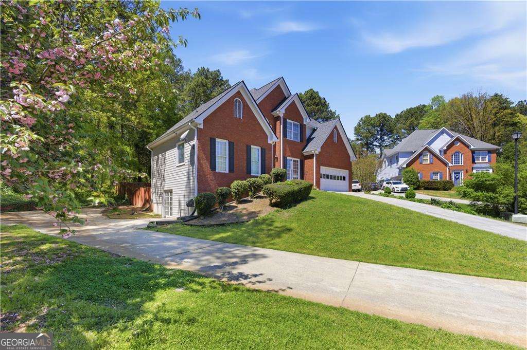2255 Pinehaven CT