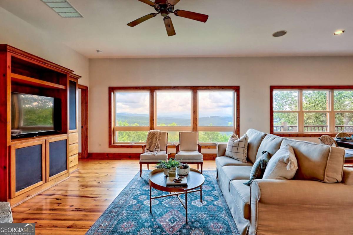 990 Hickory Nut Mountain RD