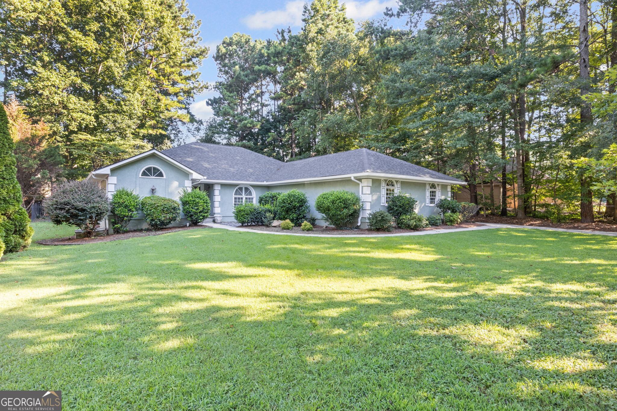 431 White Oak DR