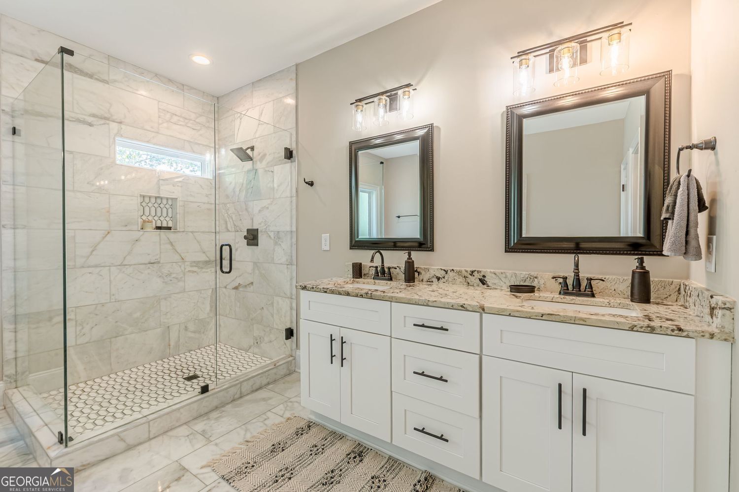 Atlanta, Georgia 30316, United States, 5 Bedrooms Bedrooms, ,4 BathroomsBathrooms,Residential,Active,209128