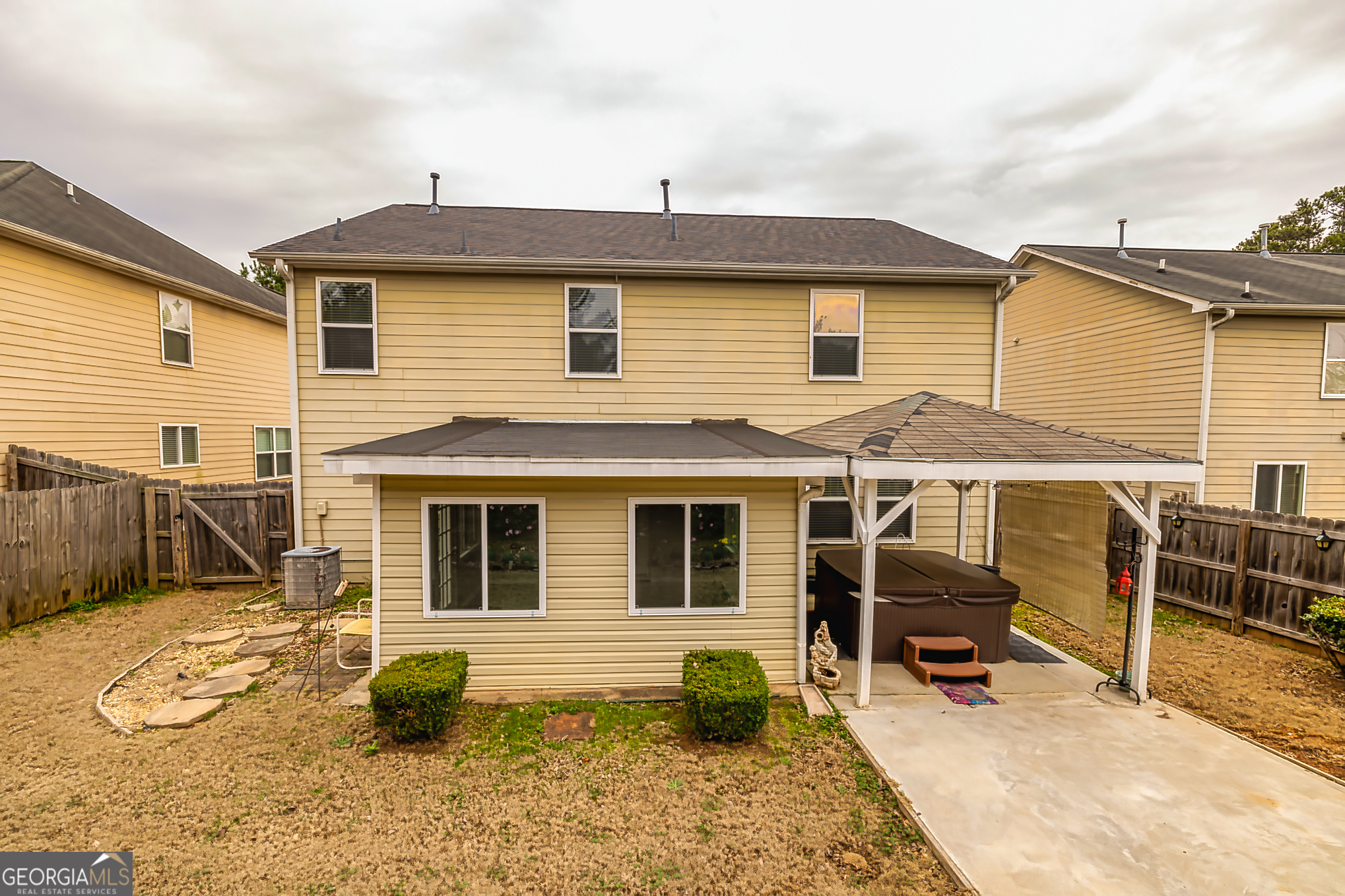 Newnan, Georgia 30265, United States, 3 Bedrooms Bedrooms, ,3 BathroomsBathrooms,Residential,Active,4627