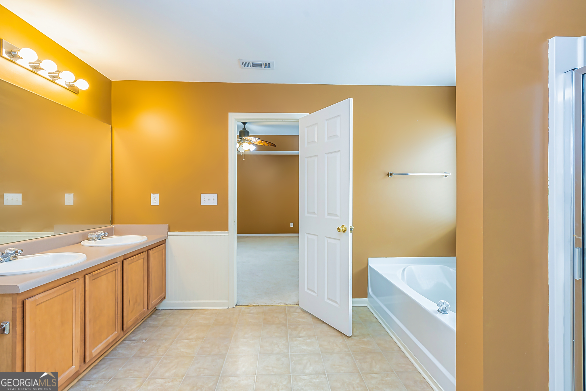 Newnan, Georgia 30265, United States, 3 Bedrooms Bedrooms, ,3 BathroomsBathrooms,Residential,Active,4627