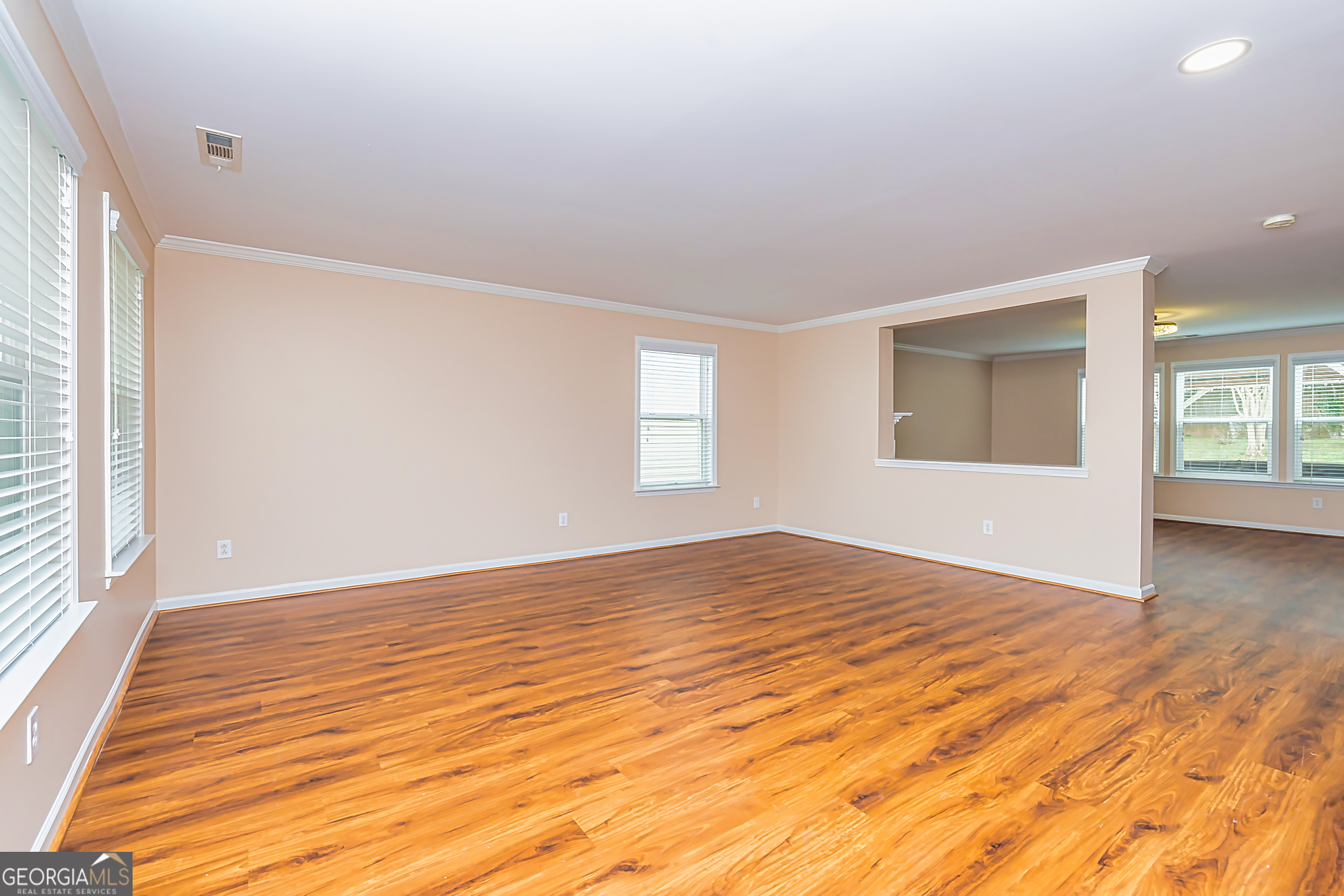 Newnan, Georgia 30265, United States, 3 Bedrooms Bedrooms, ,3 BathroomsBathrooms,Residential,Active,4627