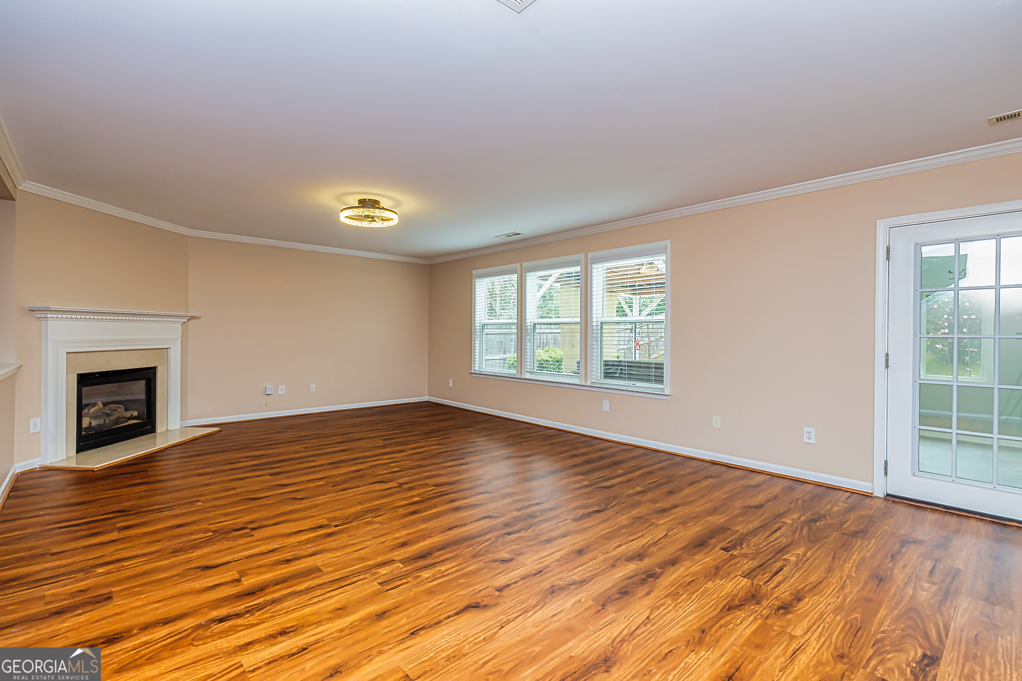 Newnan, Georgia 30265, United States, 3 Bedrooms Bedrooms, ,3 BathroomsBathrooms,Residential,Active,4627