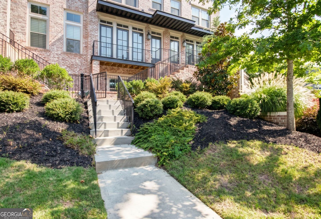 Photo of 67 Weston Drive, Sandy Springs, GA 30328 (MLS # 10869824)