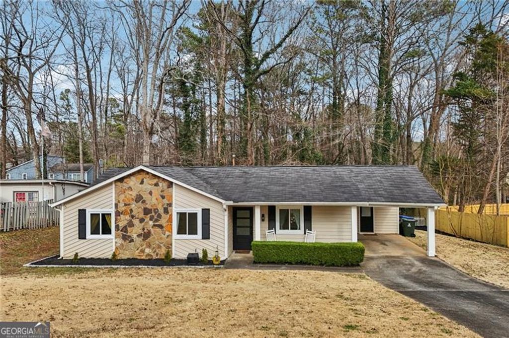 Photo of 3356 Stonewall Drive NW, Kennesaw, GA 30152 (MLS # 10691507)